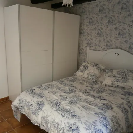 Junto Al Pilar * Zaragoza